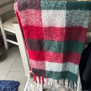 LOFT Festive Red and Green Checkered  scafe Throw